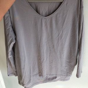 Lululemon Back In Action Long Sleeve size 8